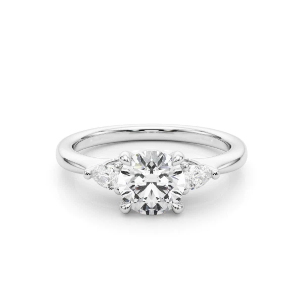 Anillo de compromiso de diamantes cultivados en laboratorio con certificación IGI de corte redondo de 1,70 quilates platino 950 Foto 4 de 4