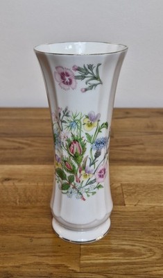 Vintage Aynsley Wild Tudor Fine Bone China 6,5 Zoll Knospenvase Wildblumenmuster
