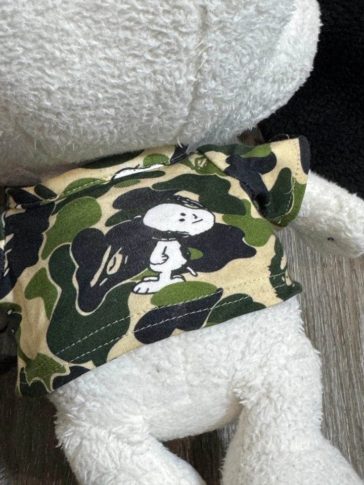A Bathing Ape x PEANUTS 1/100 Snoopy Plush Doll KAWS Bape 2013 B BAPE RSVP - Image 3 of 4