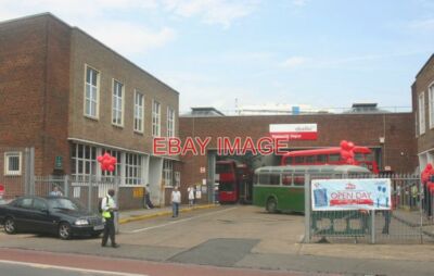FOTO WALWORTH BUSGARAGE DIES ZEIGT DIE NEUE STRASSENAUSFAHRT CAMBERWELL ZUR GARAGE