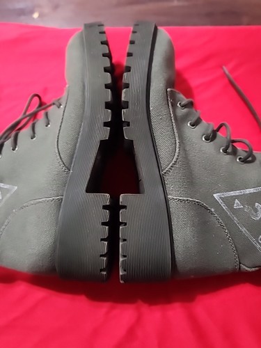 ✅️GUESS boots women Size 7.5 Shoes Dark Olive Combat - Picture 5 of 16