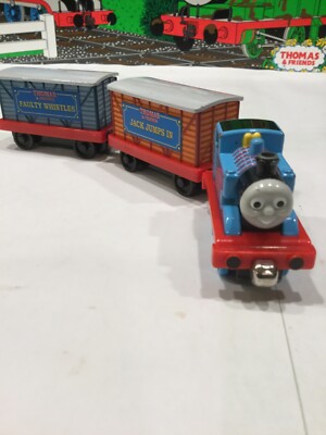 Diecast THOMAS ENGINE, FAULTY WHISTLES &  JACK JUMPS IN  Cars Thomas & Friends