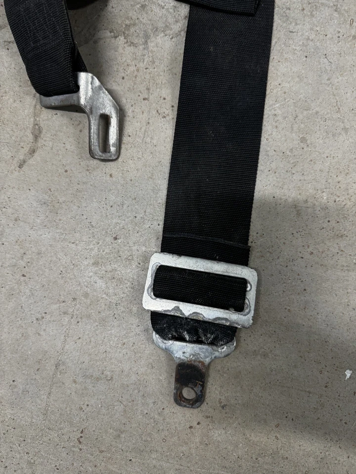 Arnés de seguridad con almohadilla de cuero RCI Car Racing Foto 2 de 4