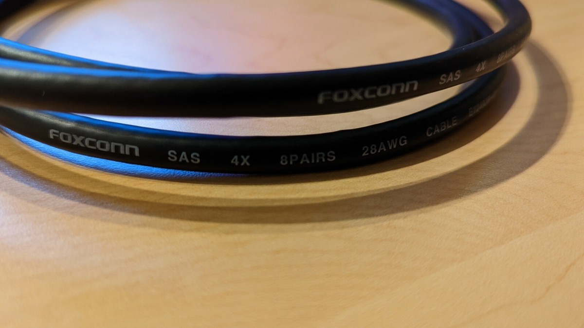 Cavo SATA Multilane Mini SAS SFF-8088 A Mini SAS HD SFF-8644 1m - DELOCK - ICOC SAS-ADP-8088 - Foto 3