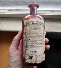 McDADE'S PRESCRIPTION WM.MERRELL CINCINNATI 1890s LABELED HAND BLOWN MED BOTTLE