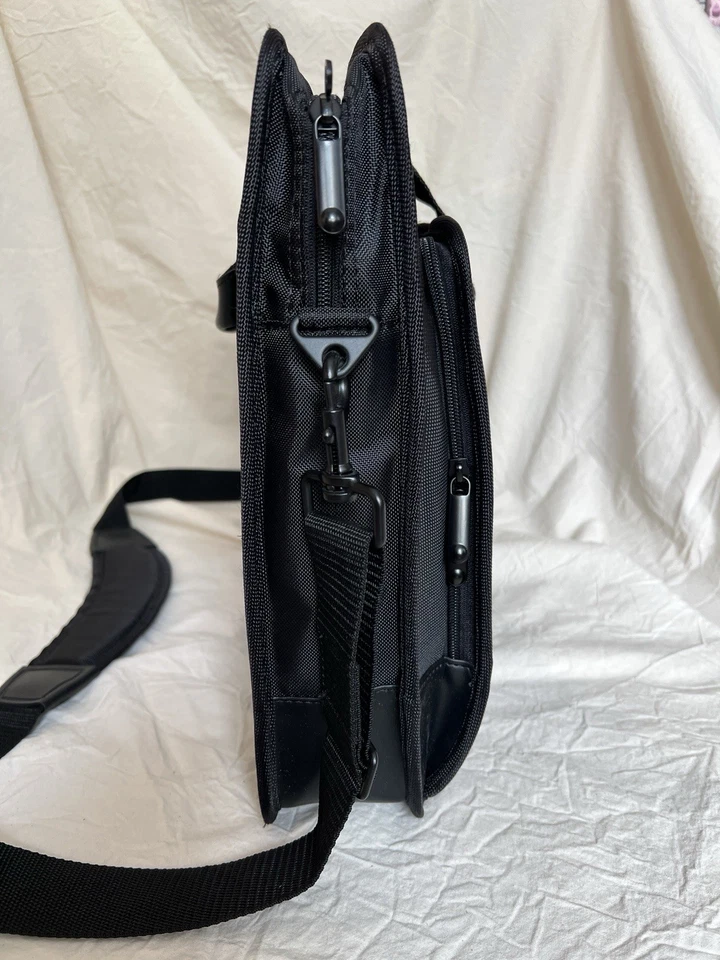 Lenovo ThinkPad Business Professional Topload-Notebooktasche 15-17“