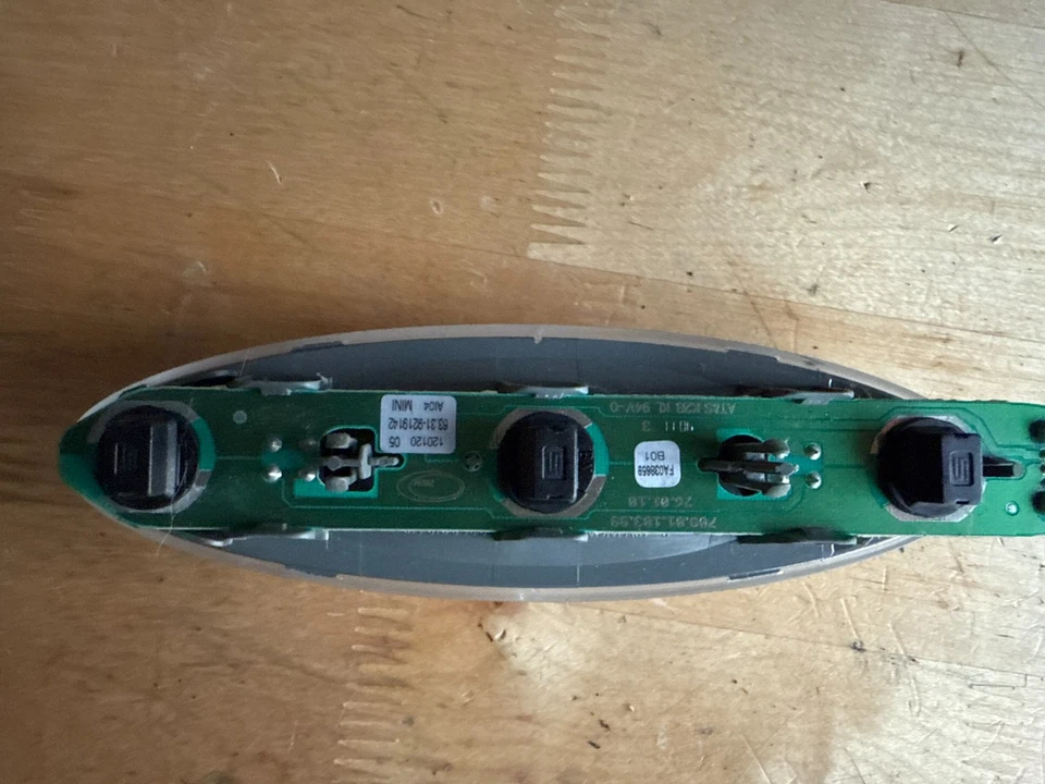 Lámpara de lectura de luz domo superior Mini Cooper Countryman 11-16 9219142 OEM Foto 3 de 4