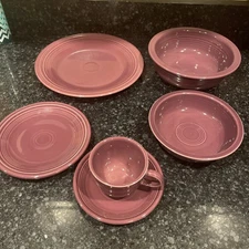 Retired Mulberry Purple Fiesta Ware 6 Piece Place Setting Plate Bowl Cup Dish A