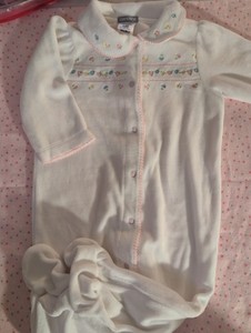 Carter's SWEET DAISY Baby Girls White Pastel Floral Velour Sleeper Vintage 9m
