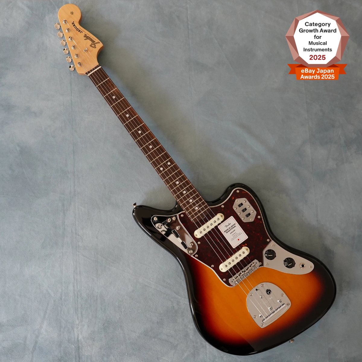 Fender Made in Japan Traditional 60s Jaguar 3-Color Sunburst 