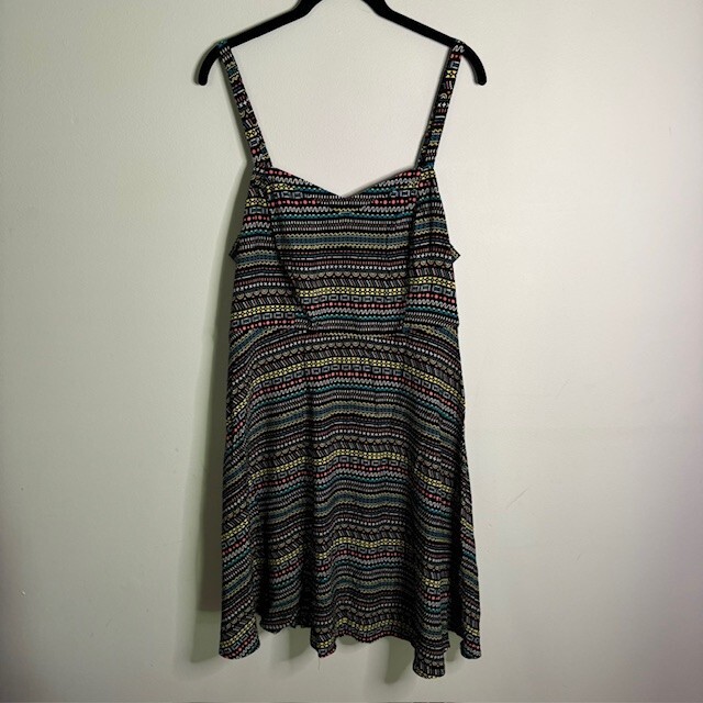 Torrid Colorful Geometric Pattern Sleeveless Mini… - image 1