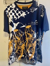 A Tiziano  Chase The Rabbit Mens Premium T-Shirt Original Series Size Xl Aop.