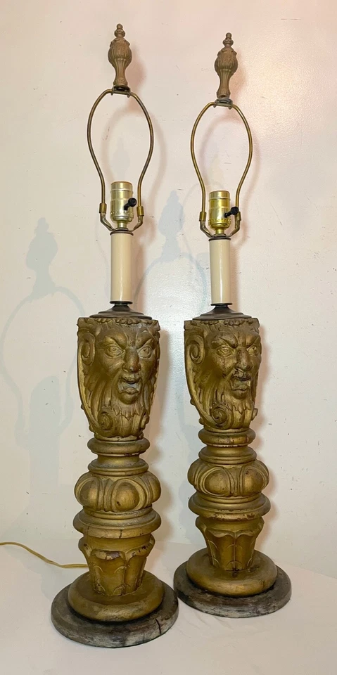 Par de lámparas de mesa antiguas grandes talladas a mano en madera victoriana arquitectónica salvamento Foto 4 de 4