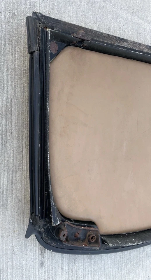 Chevrolet C4 Corvette Targa 1984 1985 principios de 1986 techo corredizo GM OEM T-top Chevy panel Foto 3 de 4