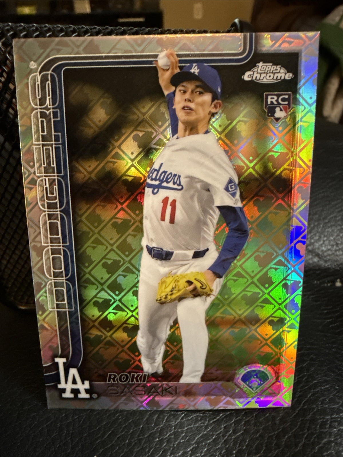 2025 Topps Chrome Logofractor Edition - Roki Sasaki Dodgers #217 (RC)