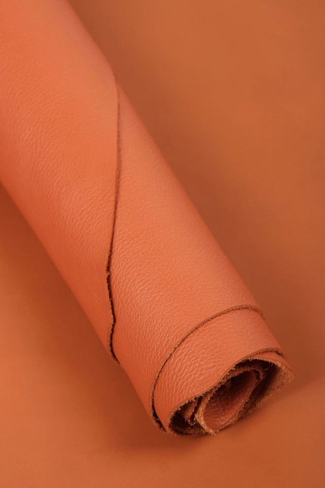 Piel de cuero de grano completo naranja premium | 2 m2, cuero de vaca curtido vegetal | 1,2 mm Foto 3 de 4