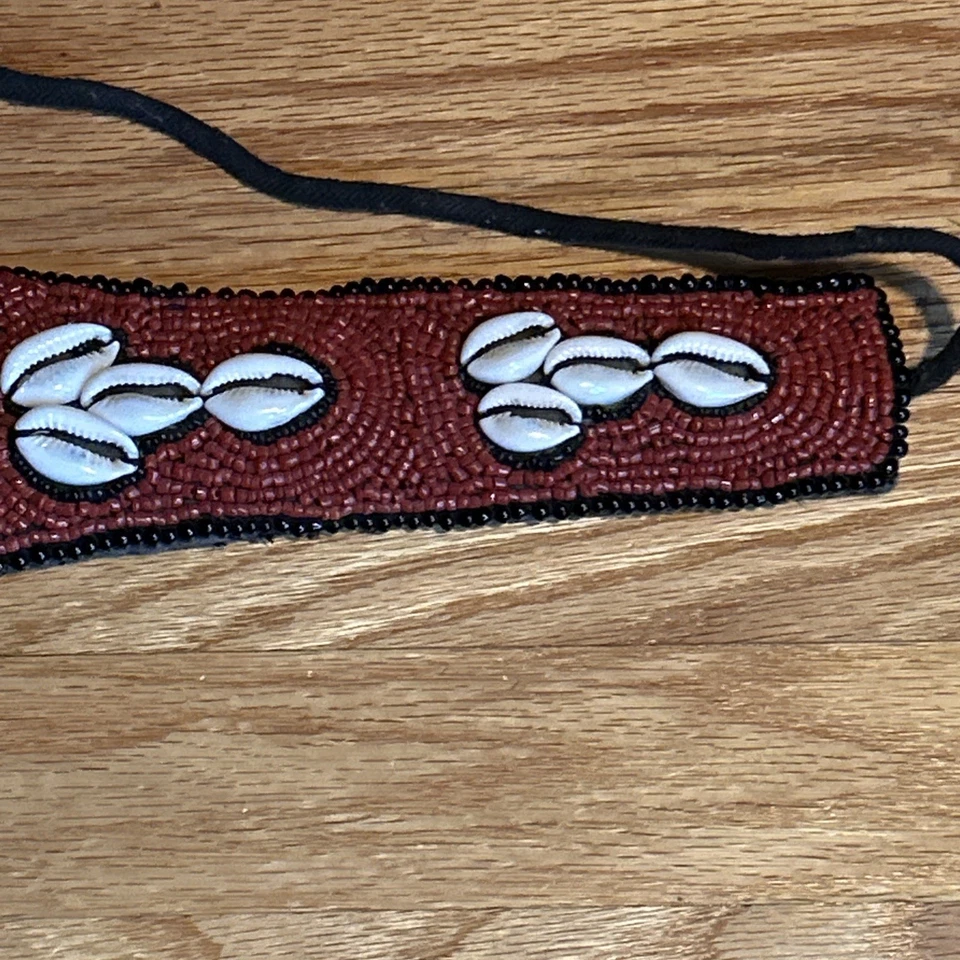 Faja/cinturón de corbata vintage Ladakh rojo coral semilla cuentas turquesa latón cowry shell Foto 3 de 4