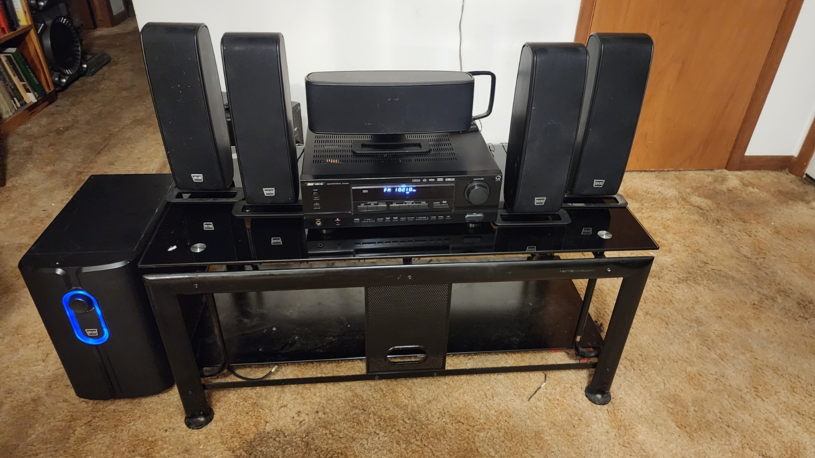 Dolby SLS Q- Line Gold Home Theater System Used with Minor