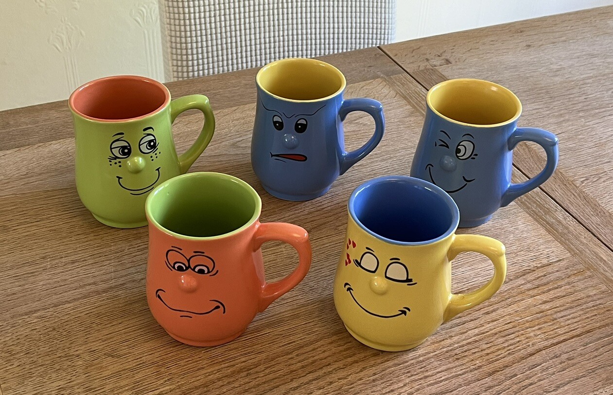 Trade Winds Funny Face Mugs Set Of 5 Vintage Retro Mugs eBay