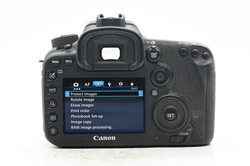 Canon EOS 7D Mark II 20.2MP Digital Camera Body #661 - Picture 7 of 9