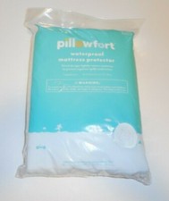 Pillowfort Mattress Protector Cover Pad Waterproof Twin New