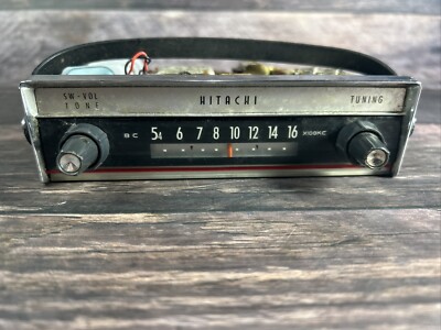 CLASSIC   Hitachi TM-816U car radio, Portable pull out  12v, /6v,  Tested