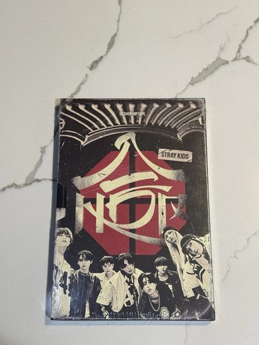 STRAY KIDS HOP (SKZHOP Ver) (Signed Exclusive) Album Signed Postcard SEALED