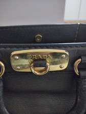 BORSA PRADA USATA IN OTTIME CONDIZIONI CON IL SUO SACCHETTO ORIGINALE 