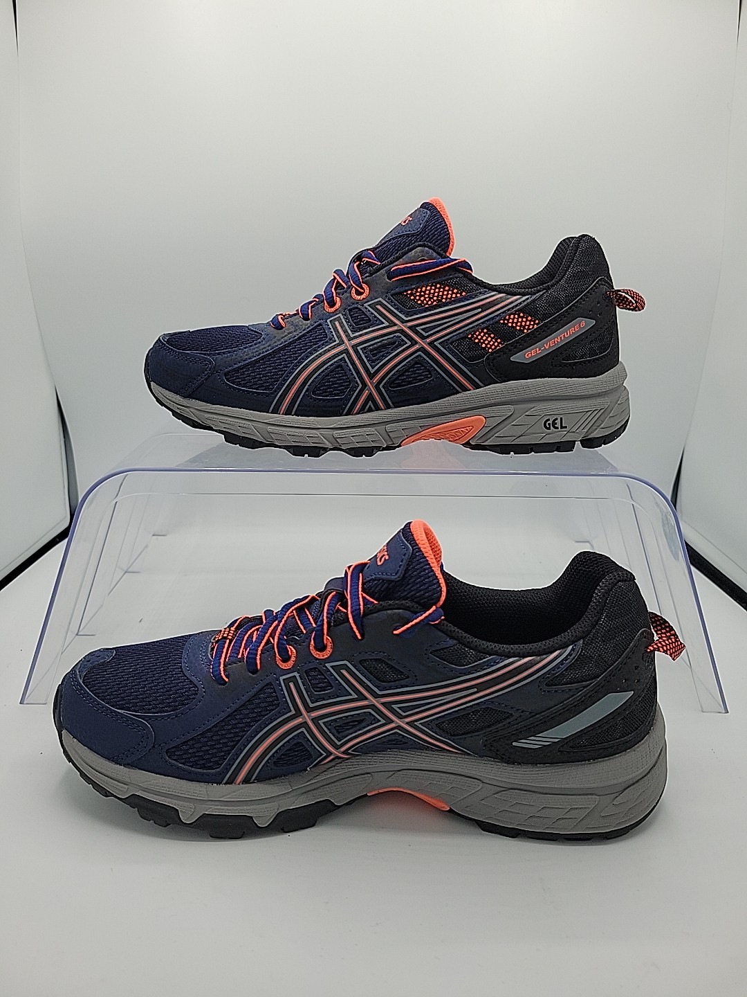 Asics GEL-Venture 6 Women's Size 7 Trail Running Shoes EUC Running Hiking 