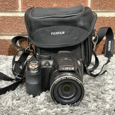 Fujifilm FinePix S Series S3200 14.0MP Digital Camera - 4GB SD Tested