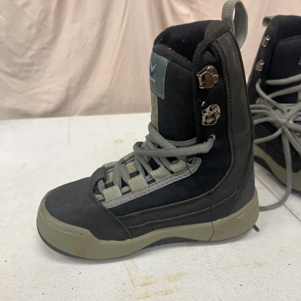 Vision Kids Snow Boots Size 13 3 4 Black And Grey Nice Winter Snow Boarding - Image 4 of 4