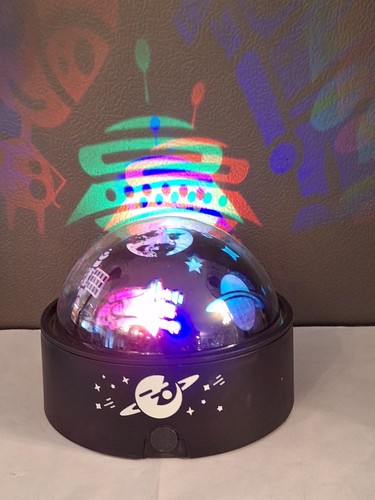 SPACE DOME Over The Moon Multicolor Lights Projector Kids Nightlight Fun - Picture 10 of 16
