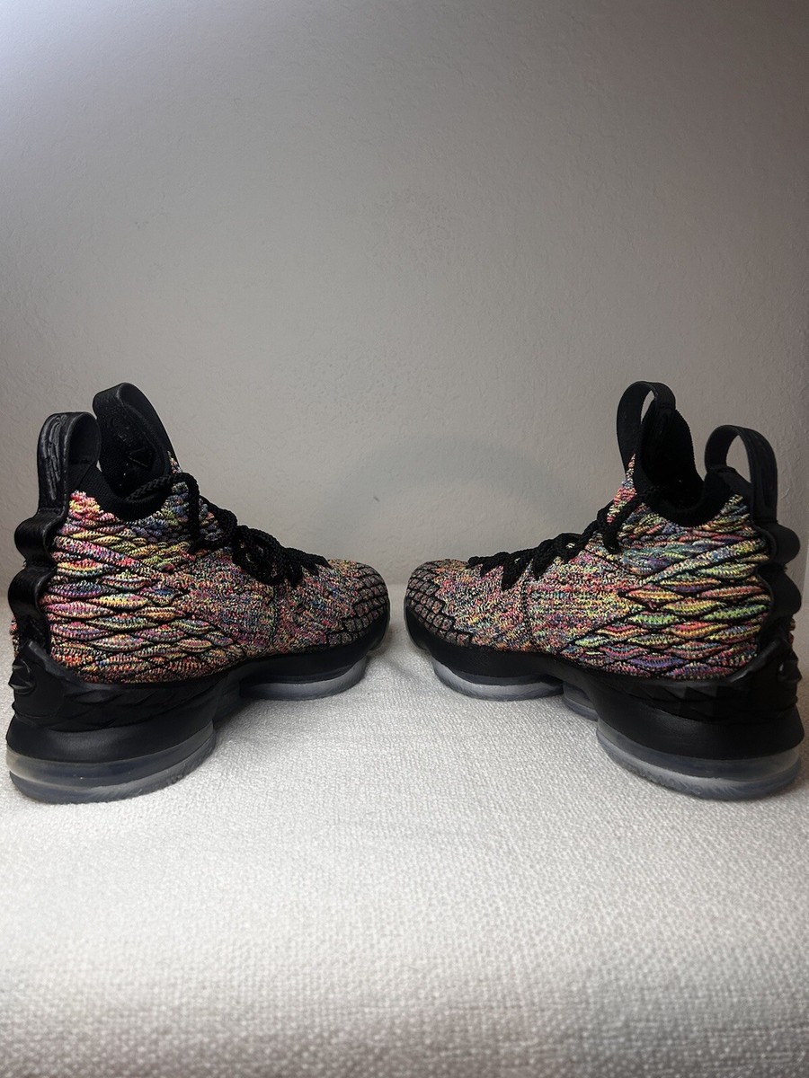 Lebron James Colorful Lebron 15 Nike Lebron James Basketball Shoe