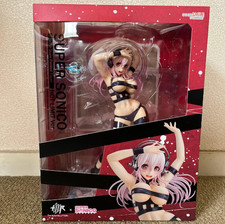 Figura PVC Super Sonic Super Sonico Hot Limit 1/7 Good Smile Company de Japón