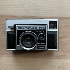 Vintage Kodak Instamatic X-35 Camera Kodar Lens Made in USA Untested