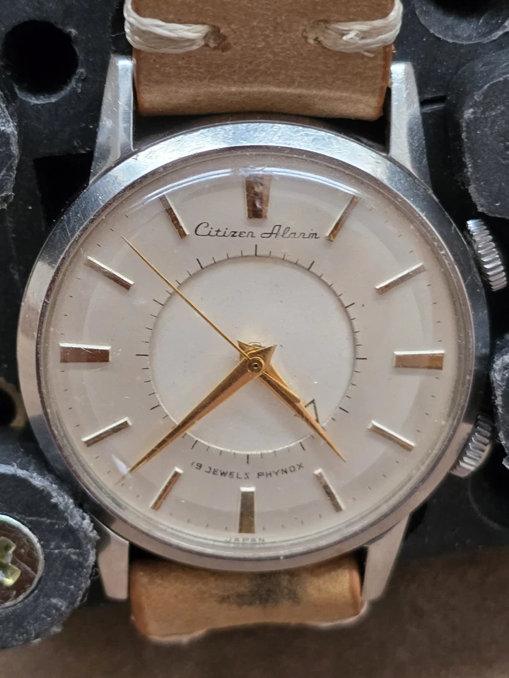Vintage Watch  Citizen Alarm Watch Mechanical Wind Japan - Image 3 of 4