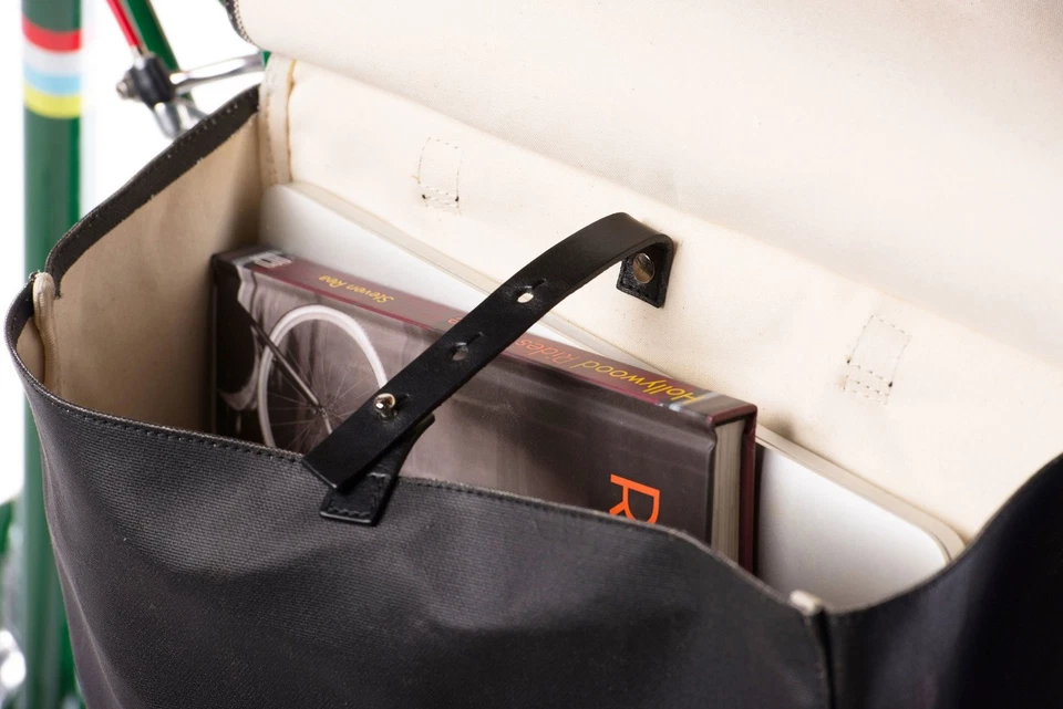 Alforjas enrollables para bicicleta Brooks Brick Lane Foto 3 de 4