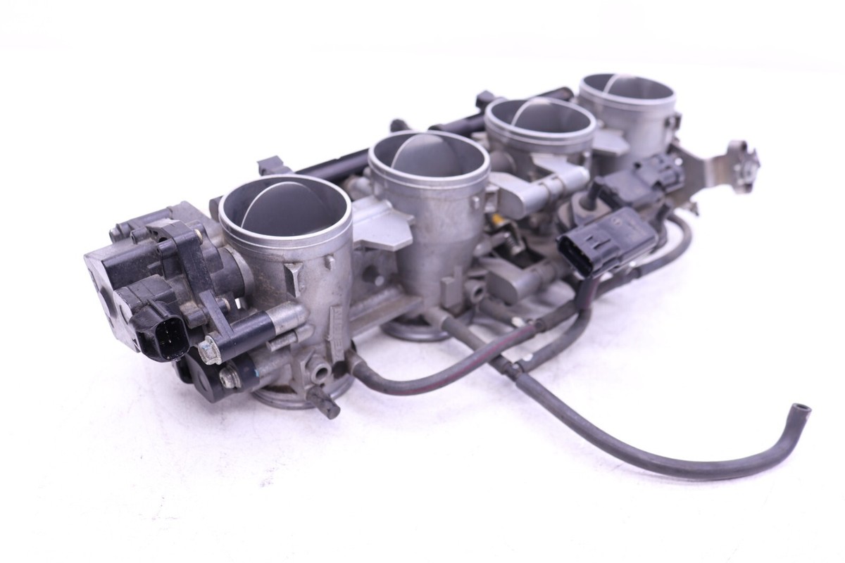 2005-2006 Kawasaki ZX6R ZX636 ZX6 636 OEM Throttle Bodies Body
