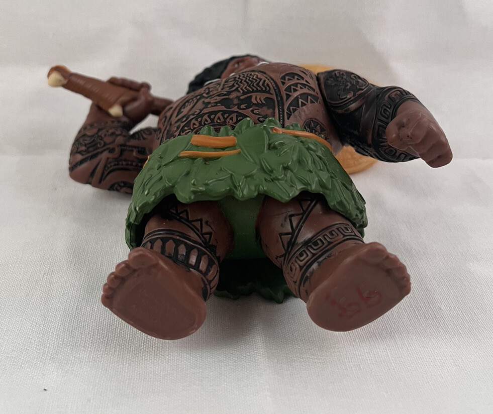 Disney Moana Maui Demigod PVC Figure With Magic Fish Hook By