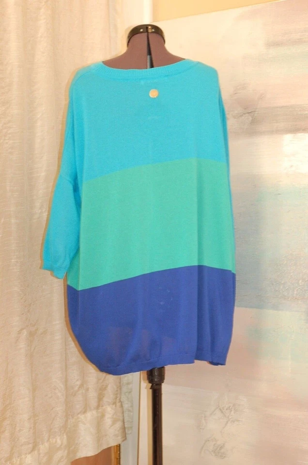 Blusa Blumarine Bluegirl Feminina de Malha Tamanho 40 Verde/Azul Manga Curta - Imagem 4 de 4