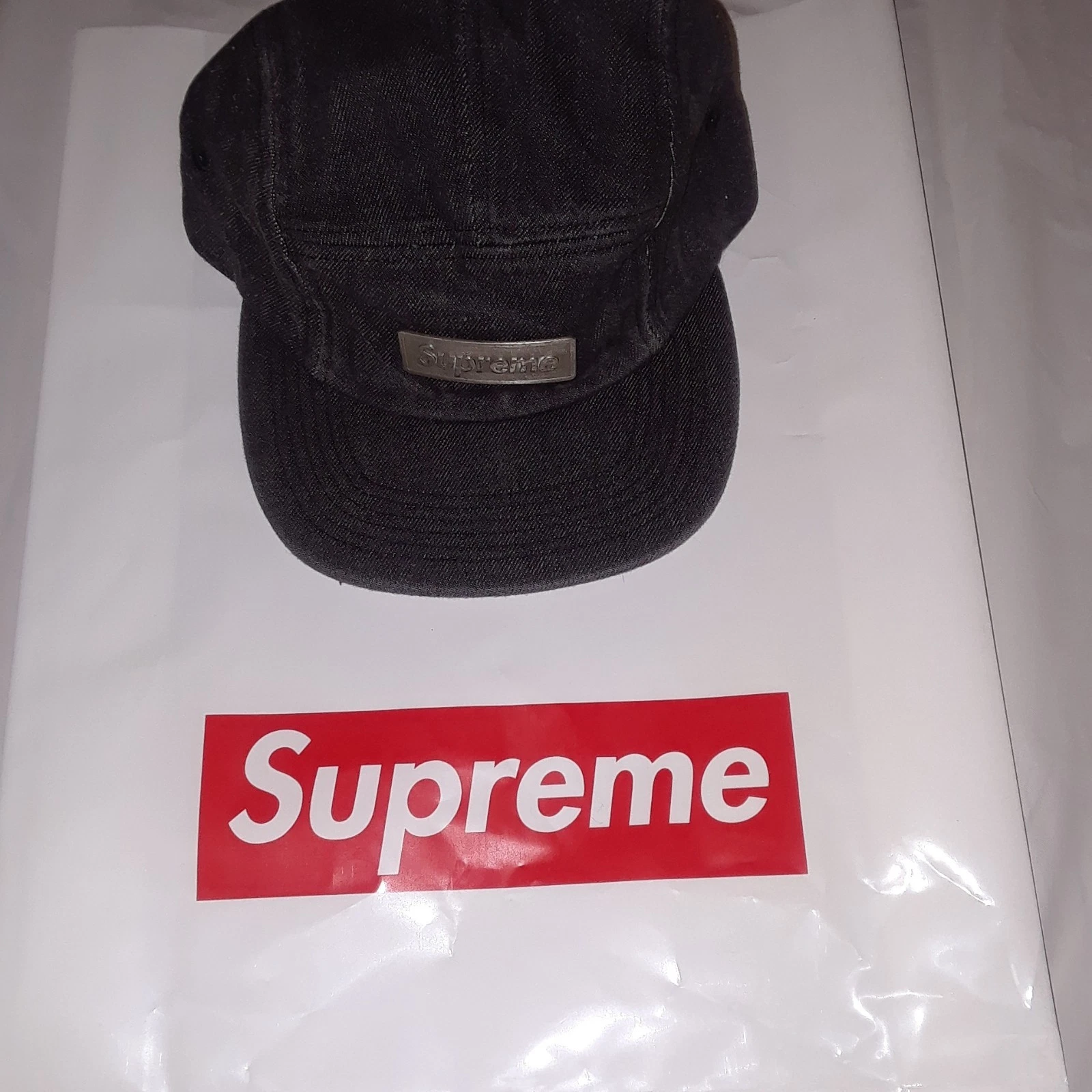 Casquette de camp SUPREME 