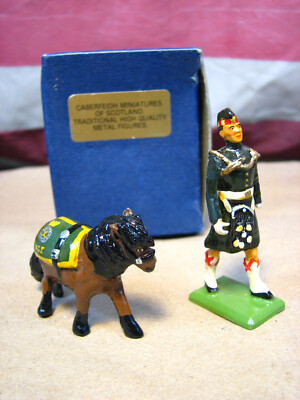 Rare Caberfeidh Argyll & Sutherland Highlanders Shetland Pony Mascot & Handler