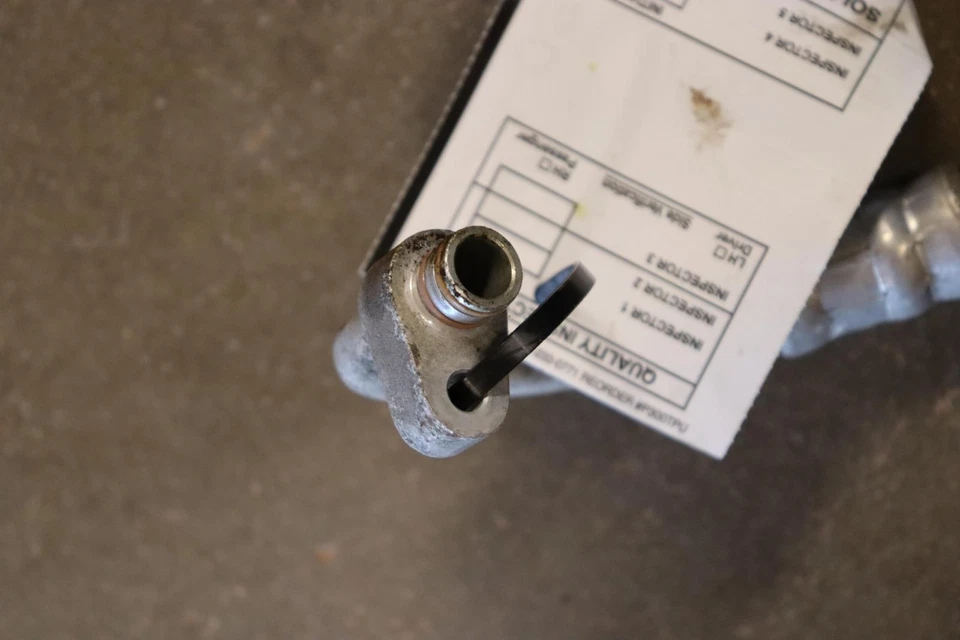 MINI COOPER CLUBMAN R55 2009-2012 ESCOTILLA AIRE ACONDICIONADO MANGUERA DE SUCCIÓN OEM Foto 2 de 4