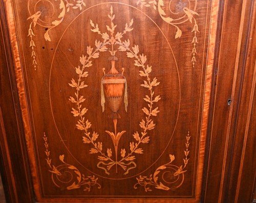 Sheraton Breakfront Bookcase Mahogany - Picture 4 of 9