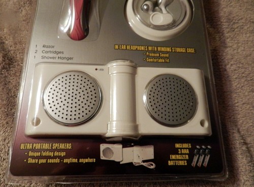 Womens Schick Quattro 4 Blade Razor & MP3 Player Combo Package Free Ship - Picture 2 of 6