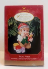 ARCTIC ARTIST - 1999 Hallmark Keepsake Collector's Club Christmas Ornament