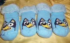 2 PAIR CHILDS SHERPA LINED NON-SLIP FOOTWEAR SLIPPERS BLUEY BLUE sz 3-7 approx
