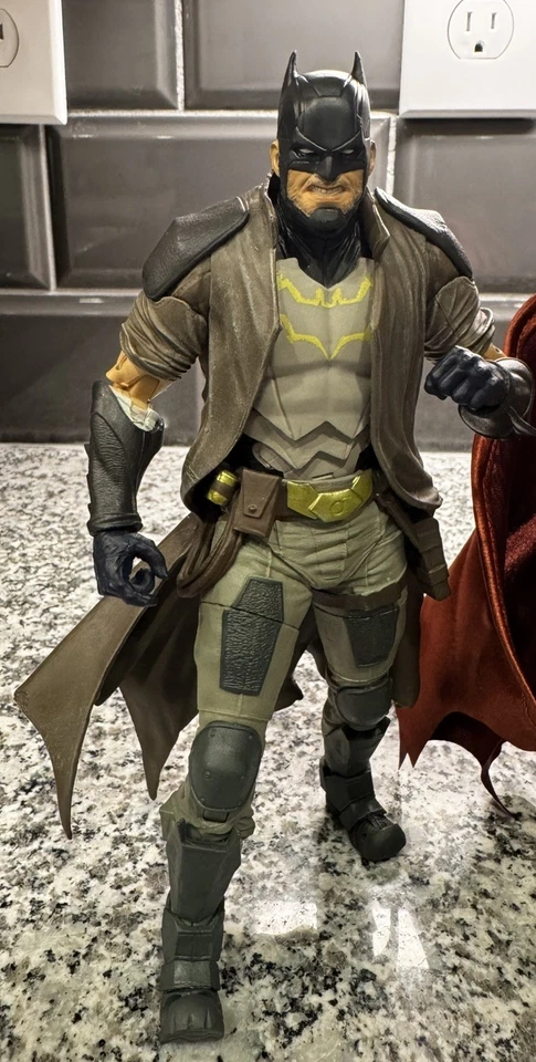 McFarlane DC Multiverse Lot DEADSHOT BATMAN PLATINUM - Image 4 of 4