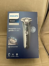 Image of PHILIPS Series 5000 S5885/35 Wet and Dry Electric Shaver (7856)