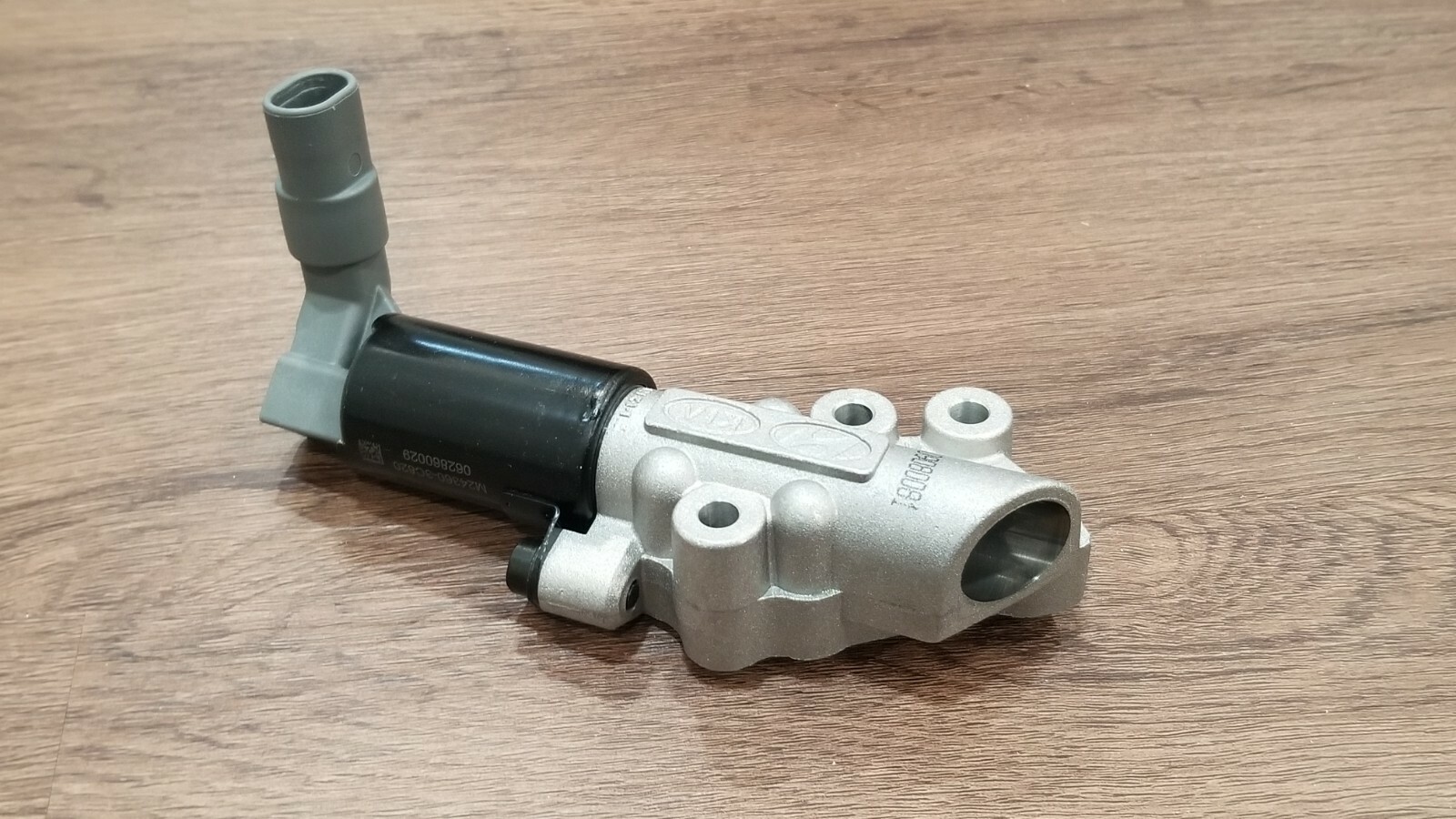 NEW OEM GENUINE Oil Control Valve Hyundai Kia RH 3.8L 243603C820 eBay